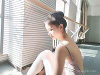 【黑客破解】台中18歲的舞蹈班學員黃嘉雯 各種私拍泄密流出2