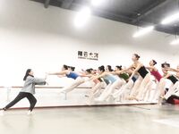 【黑客破解】台中18歲的舞蹈班學員黃嘉雯 各種私拍泄密流出2