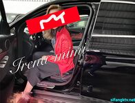 極品女神系母狗的淫色露出生活 極品女神被粉絲膜拜啪啪露出 高清私拍