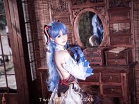 蘿莉嫩妹@超級美穴@白莉愛吃巧克力之甘雨