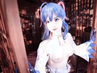 蘿莉嫩妹@超級美穴@白莉愛吃巧克力之甘雨