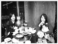 露臉才是王道！我和情婦的那些年 人前高冷嚴厲風韻人妻銀行女經理從婚前到婚後各種不雅自拍