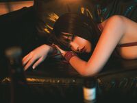 極品Cos爆機少女【喵小吉】新作《小吉的微醺時刻》黑絲迷情 美乳粉穴 超清4K