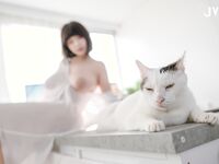 【H級豪巨乳】寄宿家中的前同事－茹茹，一早醒來就衣衫不整！豪乳在眼