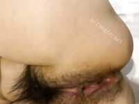 剛生過孩子不久的美少婦宿醉趁機帶到賓館偷操 因為是剖腹產小逼還挺緊的 隨便操 高清