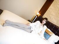 火爆PANS嫩模御姐『小青』新人最新大尺度首爆 無內絲襪 鮑魚超清晰 超級嫩