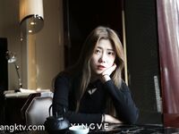 【精品推荐】极品骚气淫荡母狗 开发露脸露点的高颜值女神