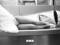 走另類情色唯美路線的攝影大咖AMA女體藝術私拍各種露臉極品反差美模觀感另一種滋味