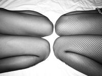 走另類情色唯美路線的攝影大咖AMA女體藝術私拍各種露臉極品反差美模觀感另一種滋味