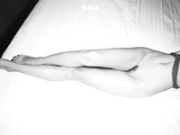 走另類情色唯美路線的攝影大咖AMA女體藝術私拍各種露臉極品反差美模觀感另一種滋味