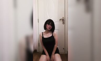 皮皮蝦網紅純欲女神【在下小羊】人前傲女，人後母狗，被金主包養定製私拍各種裸舞紫薇視頻207V (111)