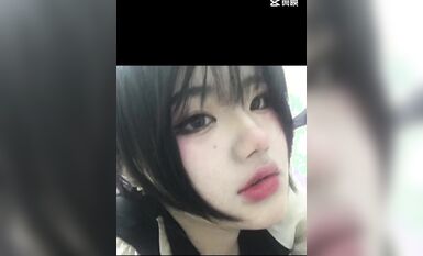 皮皮蝦網紅純欲女神【在下小羊】人前傲女，人後母狗，被金主包養定製私拍各種裸舞紫薇視頻207V (165)