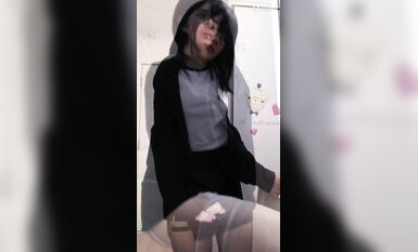 皮皮蝦網紅純欲女神【在下小羊】人前傲女，人後母狗，被金主包養定製私拍各種裸舞紫薇視頻207V (182)