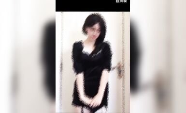 皮皮蝦網紅純欲女神【在下小羊】人前傲女，人後母狗，被金主包養定製私拍各種裸舞紫薇視頻207V (185)