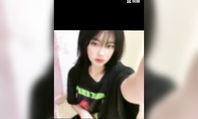 皮皮蝦網紅純欲女神【在下小羊】人前傲女，人後母狗，被金主包養定製私拍各種裸舞紫薇視頻207V (192)