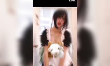 皮皮蝦網紅純欲女神【在下小羊】人前傲女，人後母狗，被金主包養定製私拍各種裸舞紫薇視頻207V (201)