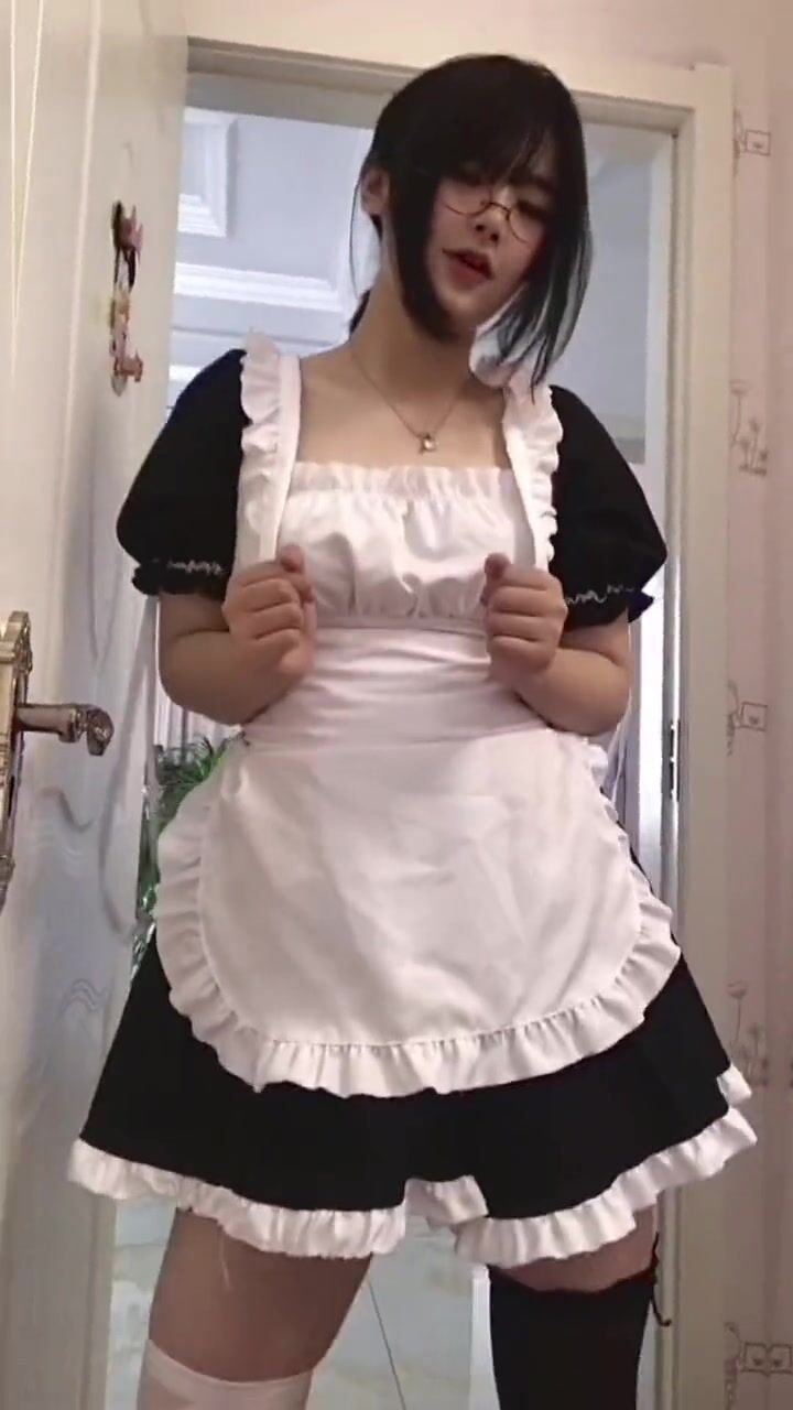 皮皮蝦網紅純欲女神【在下小羊】人前傲女，人後母狗，被金主包養定製私拍各種裸舞紫薇視頻207V (33)