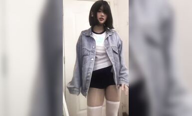 皮皮蝦網紅純欲女神【在下小羊】人前傲女，人後母狗，被金主包養定製私拍各種裸舞紫薇視頻207V (34)