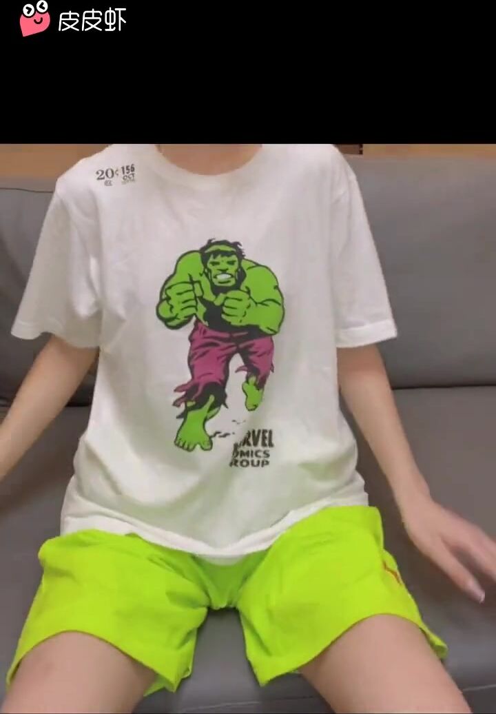 皮皮蝦網紅純欲女神【在下小羊】人前傲女，人後母狗，被金主包養定製私拍各種裸舞紫薇視頻207V (62)