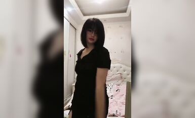 皮皮蝦網紅純欲女神【在下小羊】人前傲女，人後母狗，被金主包養定製私拍各種裸舞紫薇視頻207V (99)