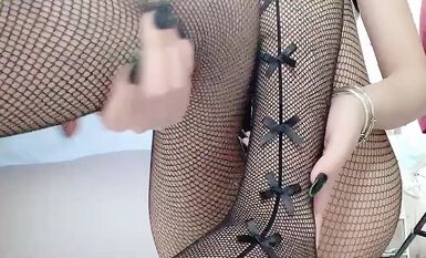 推特二次元極品美腿白虎一線天饅頭嫩比小姐姐【原味嵐一】收費私拍騷話特多各種紫薇淫語挑逗頗有擼點 (31)