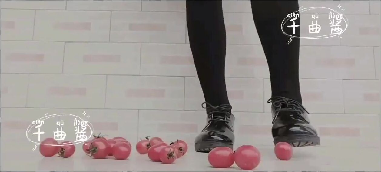 推特字母圈上海蘿莉風殘忍調教女大神【千曲醬】花樣百出極限虐奴~龜頭責罰強製取精馬眼酷刑 (18)