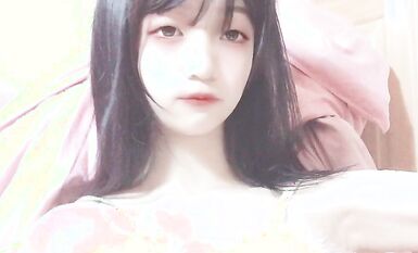 嬌嫩露臉小網紅！推特二次元卡哇伊極品妹【原野小年】粉絲群福利私拍COSER紫薇無毛粉嫩蜜穴 (6)