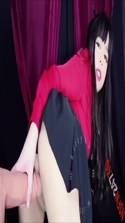 推特二次元小仙女紅人亞裔正妹迷人的貓老師收費私拍年齡不大玩得超級大膽各種道具雙洞齊開 (6)