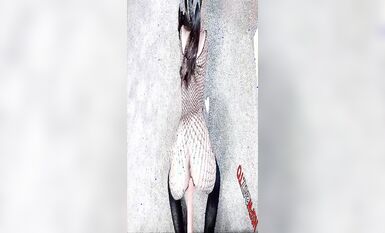 推特二次元小仙女紅人亞裔正妹迷人的貓老師收費私拍年齡不大玩得超級大膽各種道具雙洞齊開 (9)