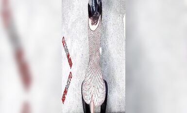 推特二次元小仙女紅人亞裔正妹迷人的貓老師收費私拍年齡不大玩得超級大膽各種道具雙洞齊開 (9)