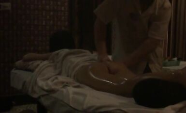 戶外露出界鼻祖！曾火遍全網的美臀反差人妻【人間精靈】景區人前放肆露出+野戰車震無水全套 (4)