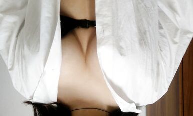 【百度雲泄密】22位露臉舉牌嫩妹 全方位了解妹子的顏值 身材 皮膚 (19)