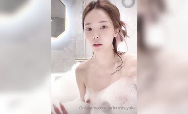 LPL前職業選手WE大舅子前妻【金提莫】公開售賣SEX大尺度資源~身材爆炸奶頭夠粉~超誘人 (9)