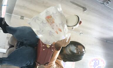 【精選廁拍】奶茶店全景偷拍多位漂亮的妹紙們2  (10)