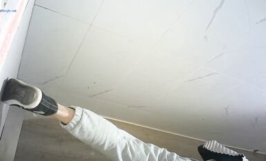 【精選廁拍】奶茶店全景偷拍多位漂亮的妹紙們2  (16)