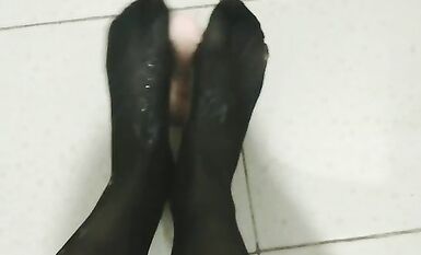 【黑客破解】台中18歲的舞蹈班學員黃嘉雯 各種私拍泄密流出 (30)