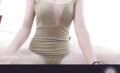 【黑客破解】台中18歲的舞蹈班學員黃嘉雯 各種私拍泄密流出 (5)