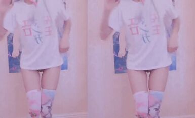 推特上著名抖音風福利姬可愛多是冰棍阿-露臉二次元裝扮宅舞