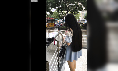 校園學生妹CD 偷拍大神學校專挑短裙學生妹 疑似內褲上有根逼毛 大膽刺激 高清 (13)