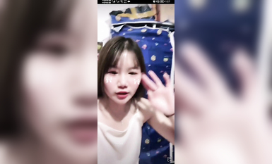 最新《瘋狂抖音》外篇之《抖音擦邊8》各種閃現走光刷邊 走私會議房給男友口愛 這期超精彩3.走光擦邊 (3)