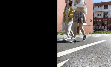 校園學生妹CD 偷拍大神學校專挑短裙學生妹 疑似內褲上有根逼毛 大膽刺激 高清 (11)