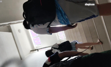 校園學生妹CD 偷拍大神學校專挑短裙學生妹 疑似內褲上有根逼毛 大膽刺激 高清 (12)