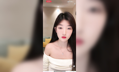 最新《瘋狂抖音》外篇之《抖音擦邊8》各種閃現走光刷邊 走私會議房給男友口愛 這期超精彩1-美女露點 (6)