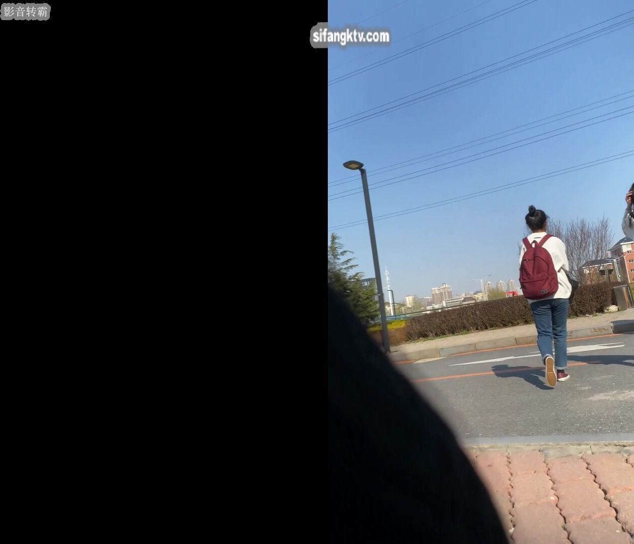 校園學生妹CD 偷拍大神學校專挑短裙學生妹 疑似內褲上有根逼毛 大膽刺激 高清 (14)