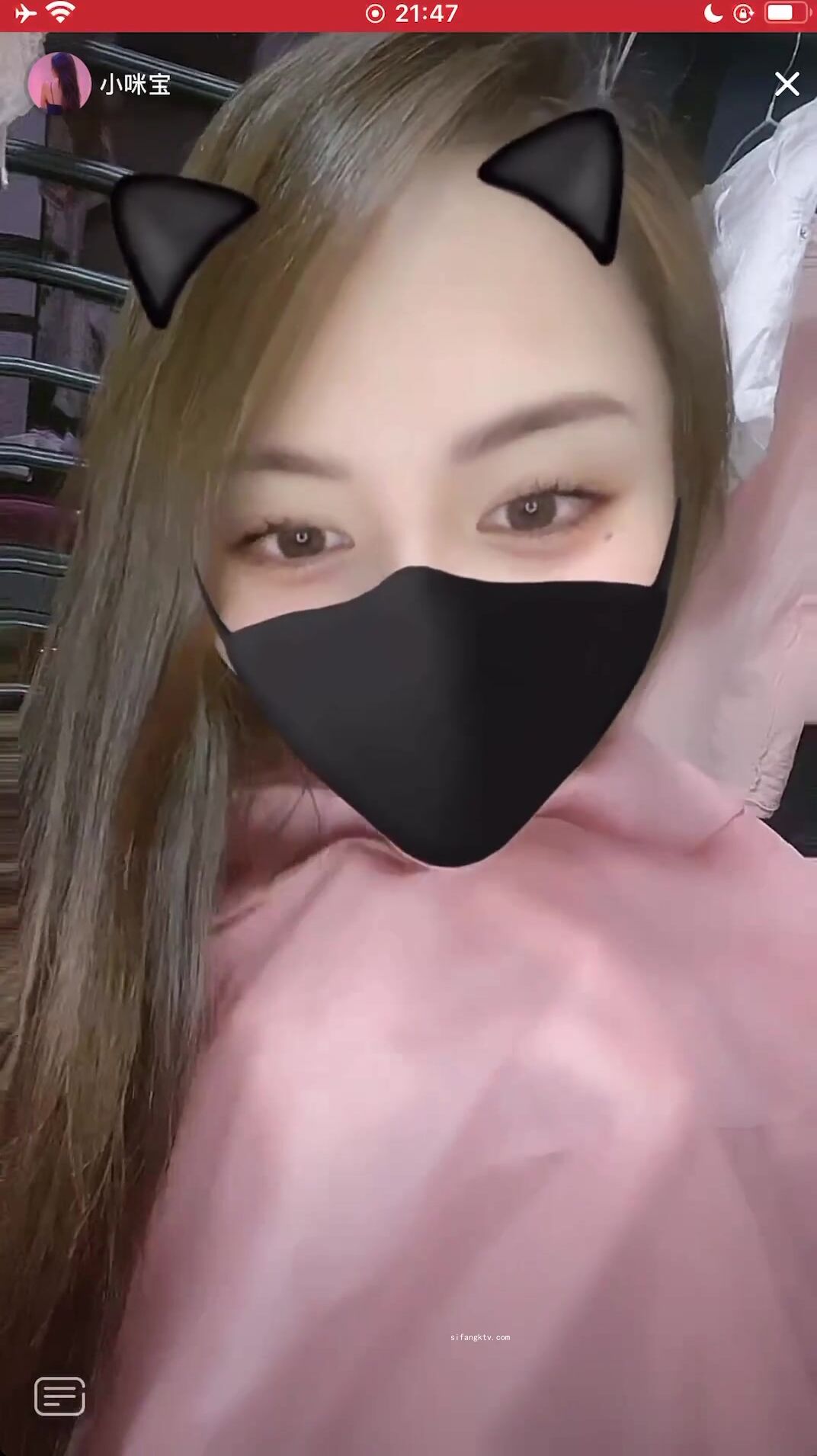 最新《瘋狂抖音》外篇之《抖音擦邊8》各種閃現走光刷邊 走私會議房給男友口愛 這期超精彩1-美女露點 (9)