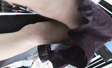 成都地鐵醫院抄底 驚現無內長腿美女 各式內內讓人噴血 幻想扒下推到啪啪 高清1080P版 (24)