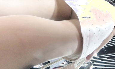 成都地鐵醫院抄底 驚現無內長腿美女 各式內內讓人噴血 幻想扒下推到啪啪 高清1080P版 (14)