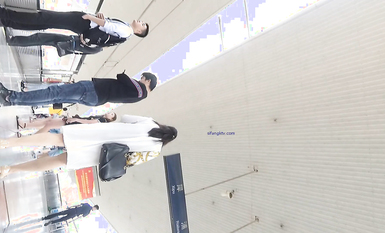 成都地鐵醫院抄底 驚現無內長腿美女 各式內內讓人噴血 幻想扒下推到啪啪 高清1080P版 (18)