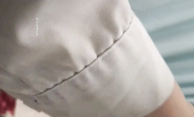 國內某體檢中心心電圖檢查偷拍 各種美乳大學生少婦美乳映入眼簾，處女的奶子圓潤堅挺好好看 (35)