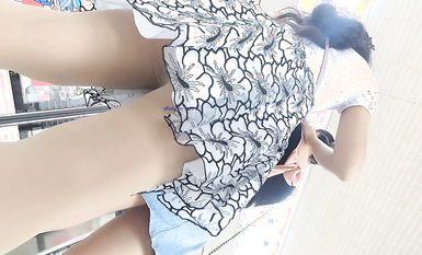 成都地鐵醫院抄底 驚現無內長腿美女 各式內內讓人噴血 幻想扒下推到啪啪 高清1080P版 (16)